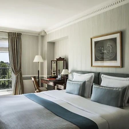 Hotel Brighton - Esprit De France 4*