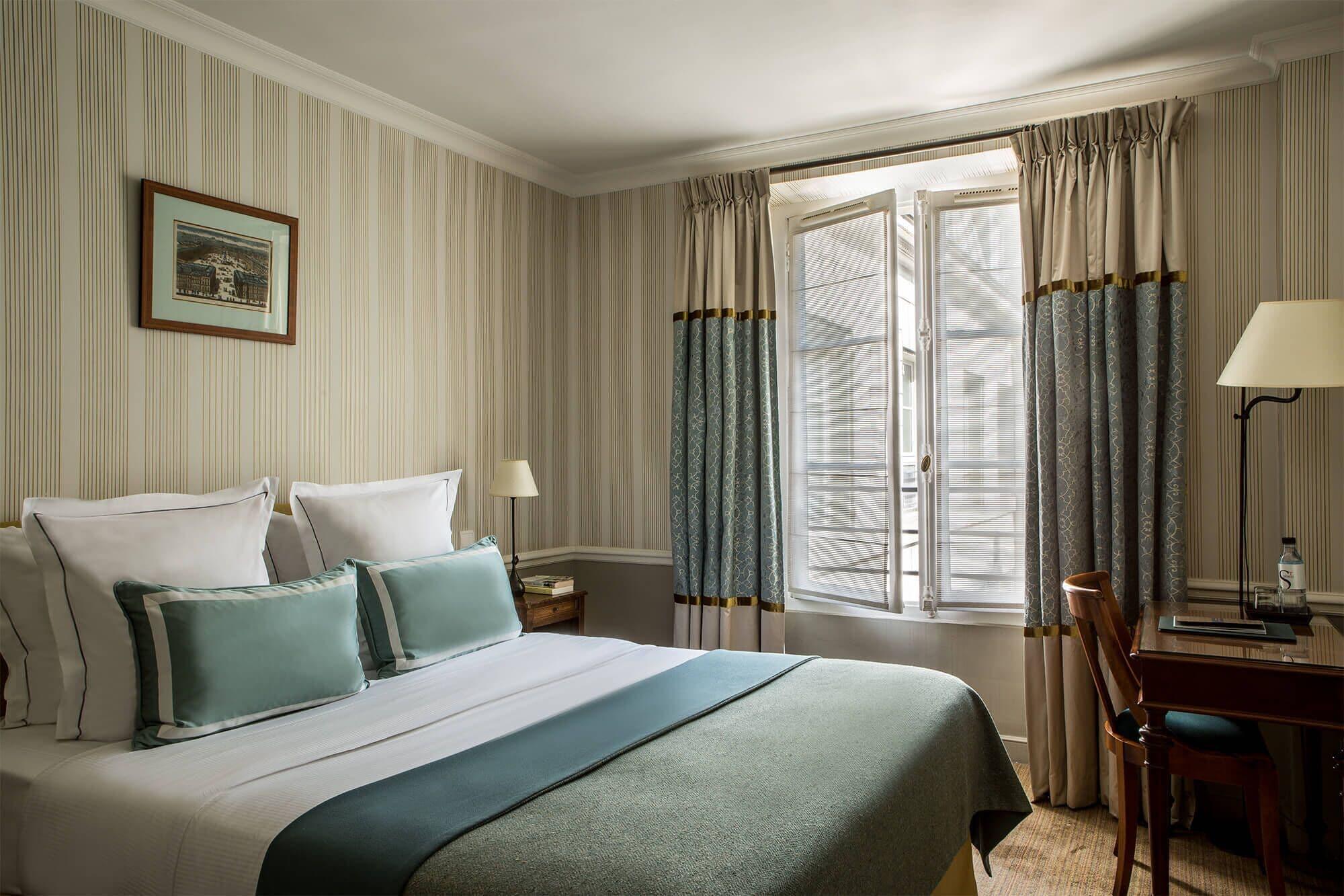 Hotel Brighton - Esprit De France 4*